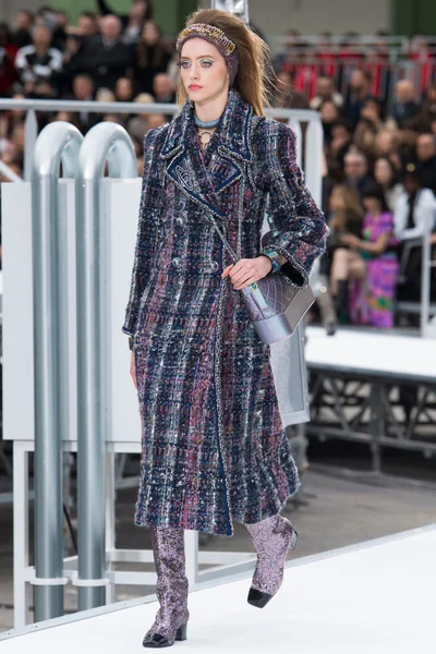 Look 51